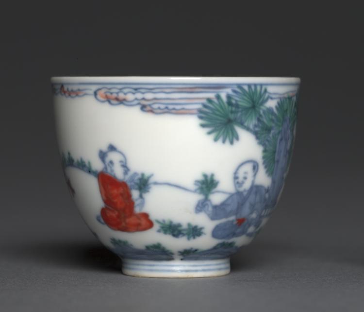 Wine Cup with Children at Play (Chenghua, 1465–87)